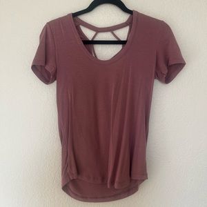 Xs express tee with back cutout